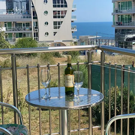 Byala Friendy Sea דירה *